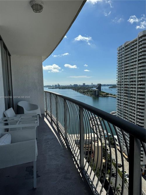 apt-2706-1750 N Bayshore Dr, Miami, FL, 33132-3210 | Card Image