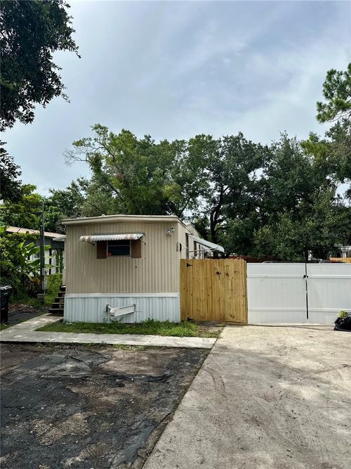 215 4th St, ORLANDO, FL, 32824-8222 | Card Image