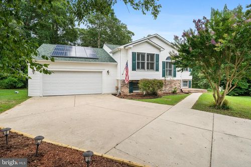 20796 Red Rose Ct, LEXINGTON PARK, MD, 20653-2452 | Card Image