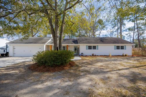 2707 Clayton Drive, Valdosta, GA, 31602 | Card Image