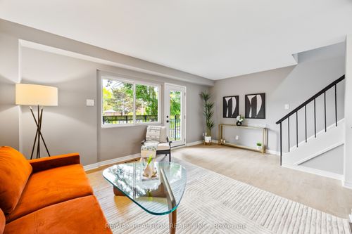 114-65 Godstone Rd, Toronto, ON, M2J3C8 | Card Image