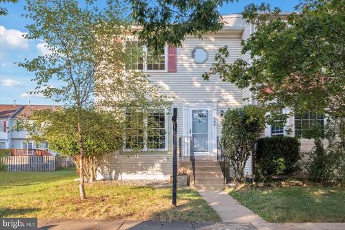 908 Smartts Ln Ne, LEESBURG, VA, 20176-4813 | Card Image