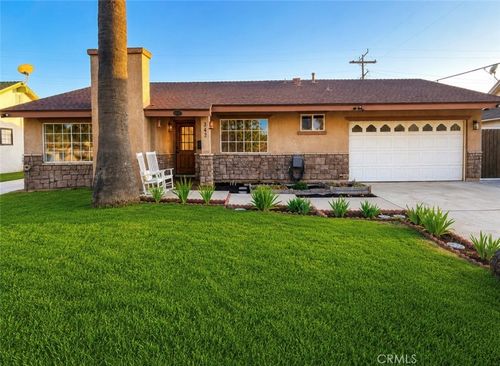 342 Gilmore Dr, Corona, CA, 92879-1017 | Card Image