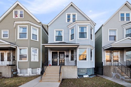 3036 N Kedzie Ave, Chicago, IL, 60618-6907 | Card Image