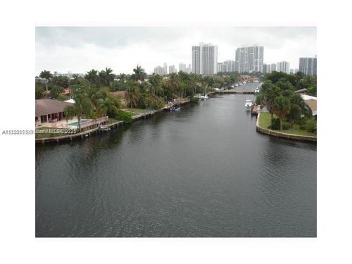 apt-211-301 Golden Isles Dr, Hallandale Beach, FL, 33009-5817 | Card Image