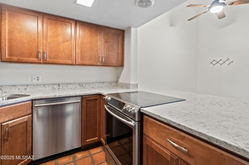 5352 N Calle Del Rocio, Tucson, AZ, 85750-6409 | Card Image