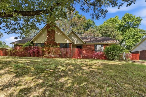 939 Pheasant Hollow Dr, Cordova, TN, 38018-5880 | Card Image