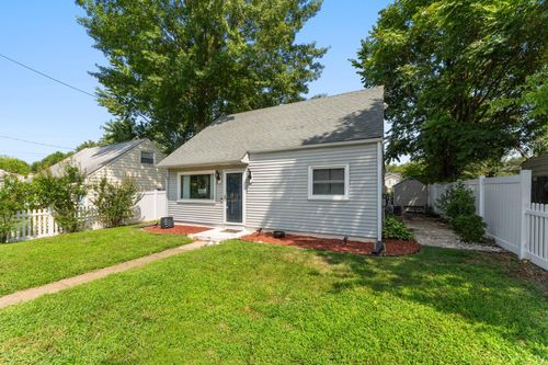 194 Holden Dr, MANASSAS PARK, VA, 20111-1832 | Card Image
