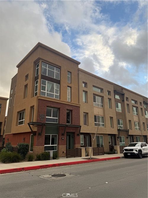 unit-1-422 W Route 66, Glendora, CA, 91740-4372 | Card Image