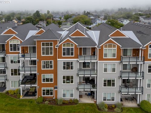 405-1000 N Holladay Dr, Seaside, OR, 97138-7032 | Card Image