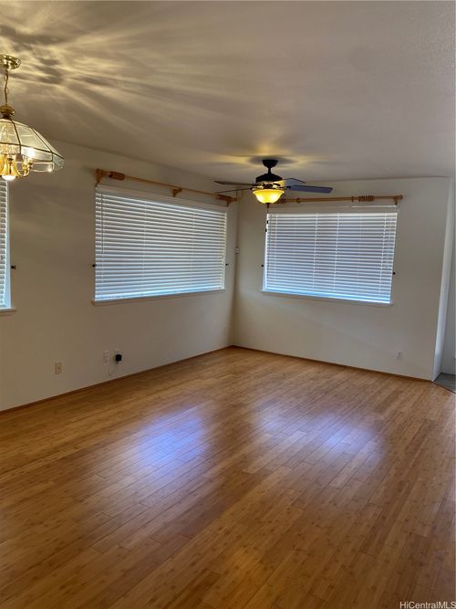 94-1017 Halepuna St, Waipahu, HI, 96797-5453 | Card Image