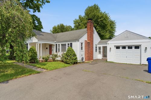 314 W Hill Rd, Newington, CT, 06111-1135 | Card Image