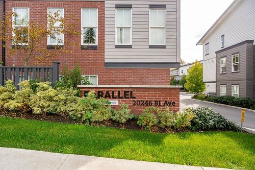 29-20246 81 Ave, Langley, BC, V2Y3T3 | Card Image