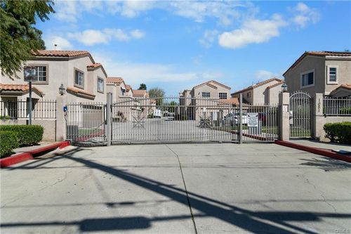 unit-3-1081 E Grand Ave, Pomona, CA, 91766-6902 | Card Image