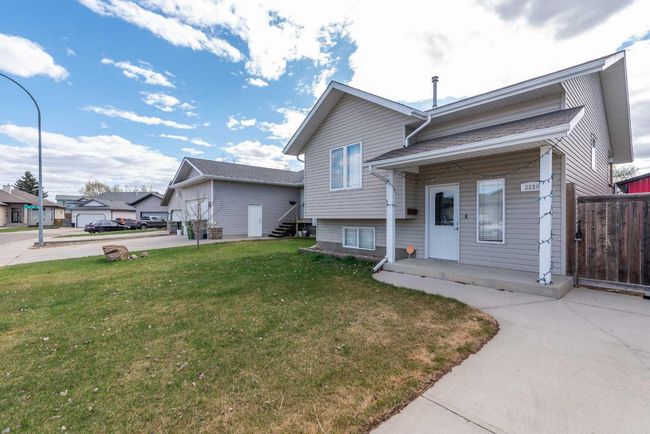 3310 44 A Avenue, House other with 4 bedrooms, 2 bathrooms and 3 parking in Lloydminster SK | Image 27