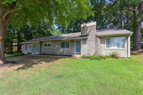 110 Laura St, Martin, TN, 38237-3512 | Card Image