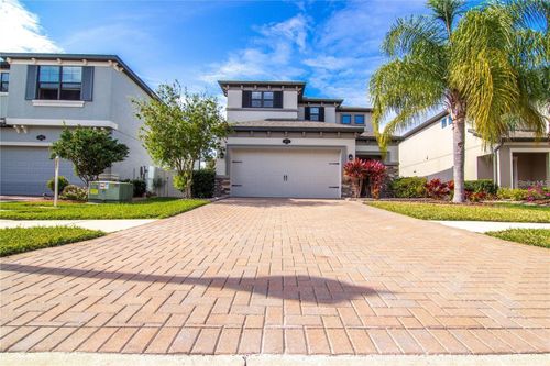 1977 Nature View Dr, Lutz, FL, 33558-3318 | Card Image