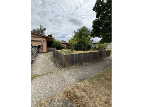 3323 B St, Forest Grove, OR, 97116-3221 | Card Image