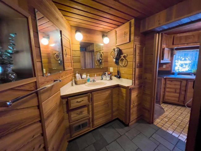 C - 2264-C Scott Rd, House other with 2 bedrooms, 1 bathrooms and null parking in Rice WA | Image 12