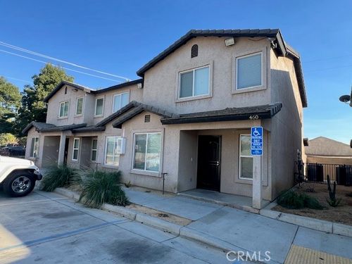 460 Oswell St, Bakersfield, CA, 93307-2222 | Card Image