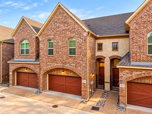 2223 Eriksson Ln, Dallas, TX, 75204-5011 | Card Image