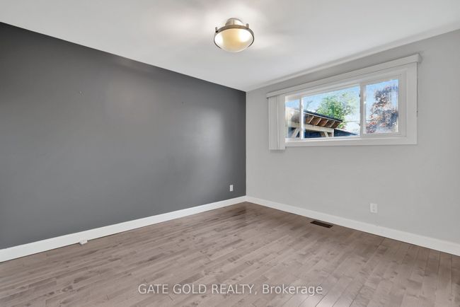 64 Nash Rd S, House other with 6 bedrooms, 2 bathrooms and 3 parking in Hamilton ON | Image 19
