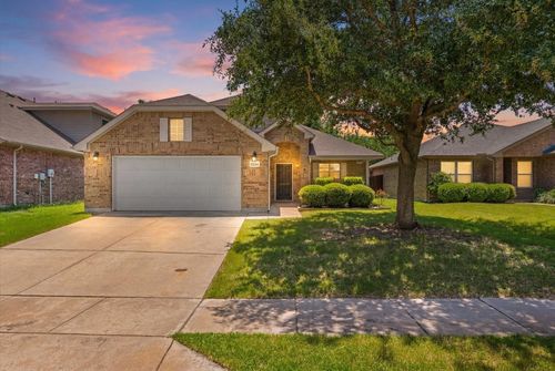 4604 Fern Valley Drive, Fort Worth, TX, 76244 | Card Image