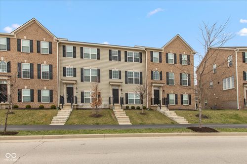7247 Barker St, Carmel, IN, 46033-4915 | Card Image