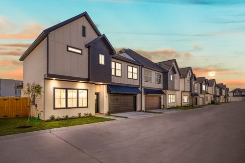 4-6702 Metro Blvd, Houston, TX, 77083-8075 | Card Image