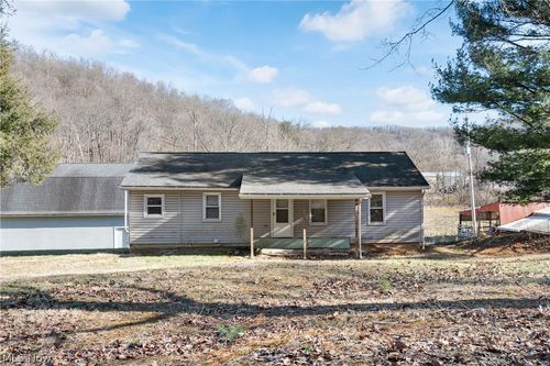 29395 Beitler Rd, Dennison, OH, 44621-9243 | Card Image