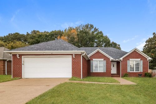97 Jadewood Dr, Jackson, TN, 38305-1731 | Card Image