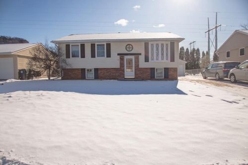 3414 Birch Street, La Crosse, WI, 54601 | Card Image