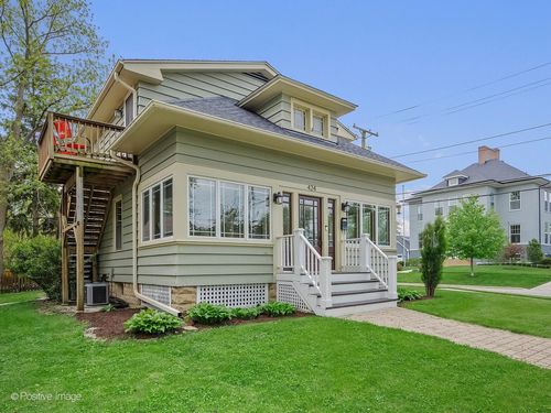 424 Blaine St, Batavia, IL, 60510-3076 | Card Image