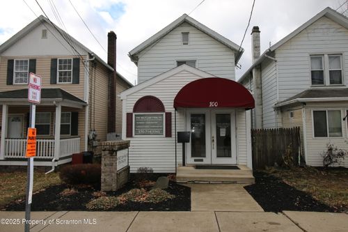 100 W Union St, Kingston, PA, 18704-3808 | Card Image