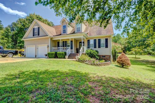 74-2201 Pinnacle View Dr, Kings Mountain, NC, 28086-7629 | Card Image