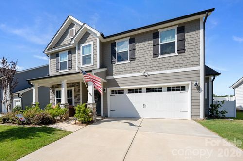 5080 Mooreland Oaks Way, Mount Holly, NC, 28120-1039 | Card Image