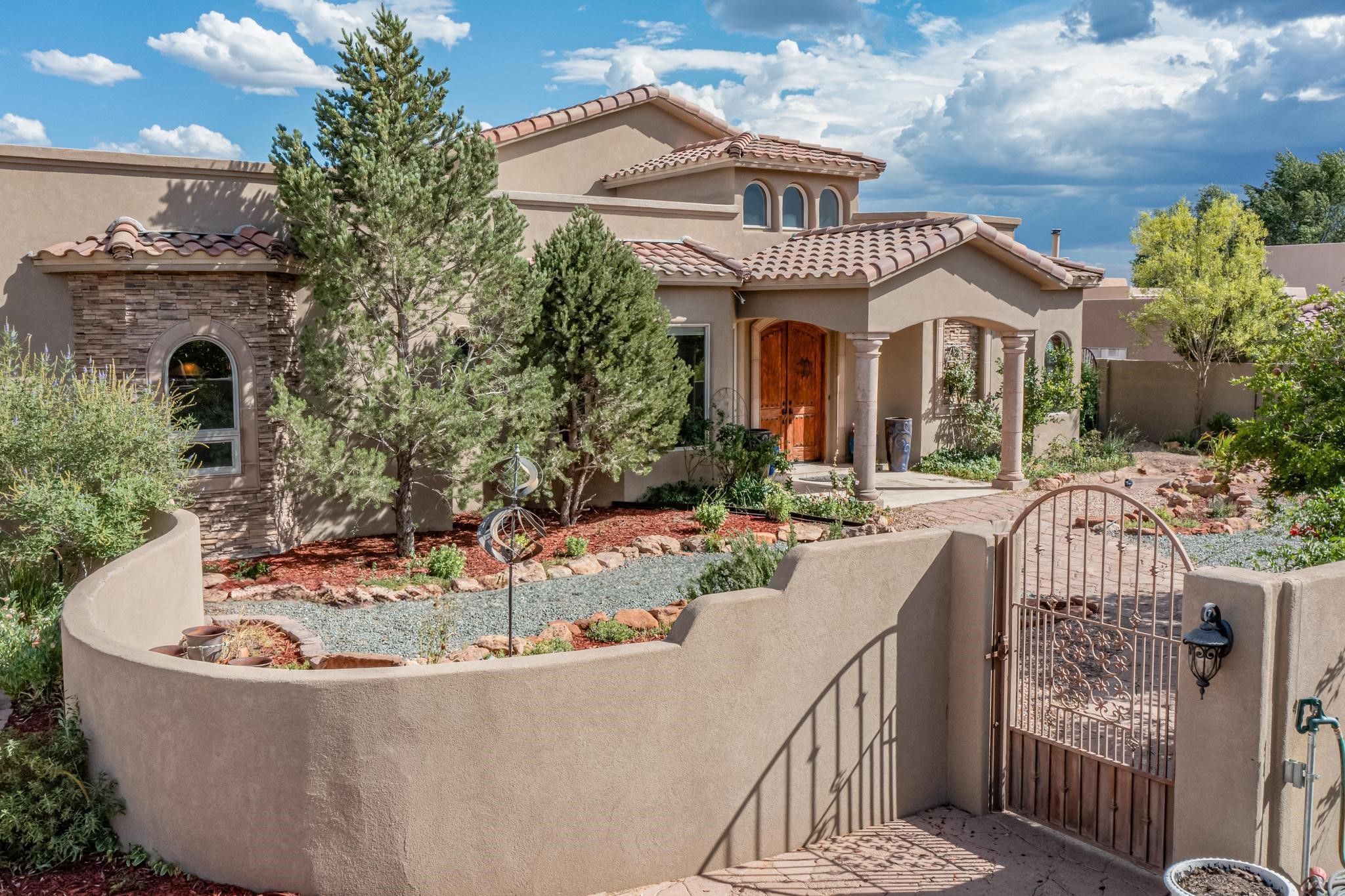 Acapulco Rd, Rio Rancho, NM 87144