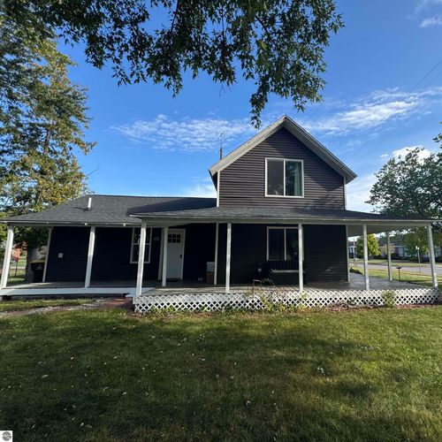 210 S Adams St, Mt Pleasant, MI, 48858-2106 | Card Image