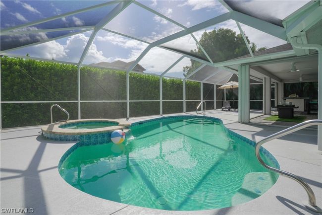 201 S Bahama Ave, House other with 3 bedrooms, 2 bathrooms and null parking in Marco Island FL | Image 27