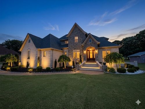 115 Meadowbrook Rd, Bolivar, TN, 38008-1426 | Card Image