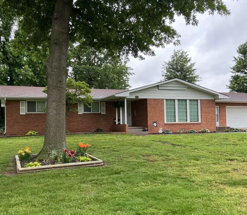 909 S Rosewood Dr, Monett, MO, 65708-1234 | Card Image