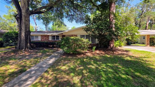 301 Nw 30th Street, GAINESVILLE, FL, 32607 | Card Image