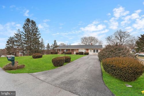 24620 Marlboro Dr, DAMASCUS, MD, 20872-2238 | Card Image