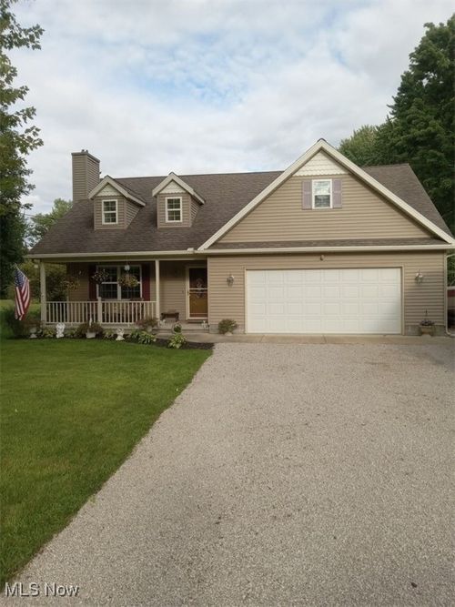 1073 Ashview Dr, Madison, OH, 44057-1664 | Card Image
