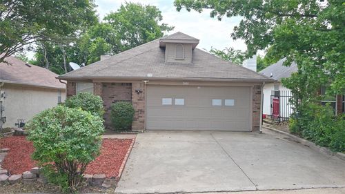 5400 Village Green Dr, Mesquite, TX, 75150-1212 | Card Image