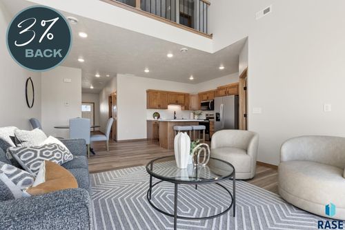 6235 S Alki Pl Place, Sioux Falls, SD, 57108 | Card Image
