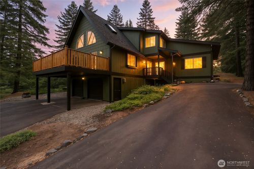 6545 Forest Ridge Dr, Wenatchee, WA, 98801-8825 | Card Image