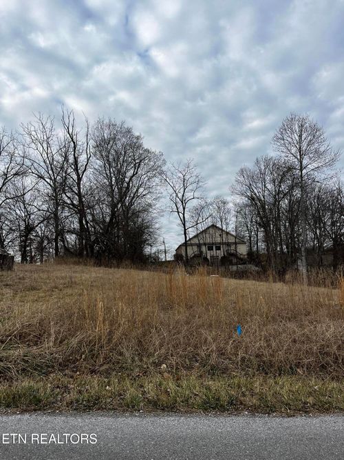 78 Elmo Dr, Crossville, TN, 38555-4807 | Card Image