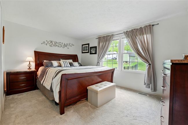 909 Fox Run Cir, House other with 3 bedrooms, 2 bathrooms and 1 parking in Cranberry Twp PA | Image 14