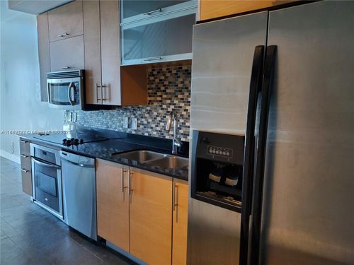 apt-2022-60 13th St, Miami, FL, 33130-4351 | Card Image